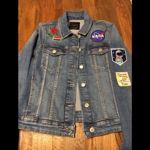 Zara denim jacket with patches Medium
